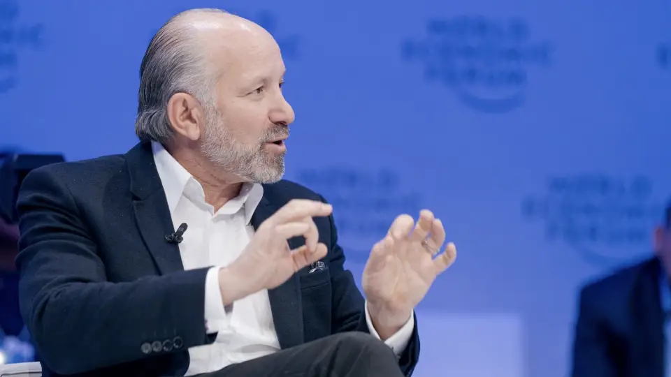 Howard Lutnick Aims to Generate Billions Through Tether Collaboration - Cryptol cantor fitzgerald i tether planiruyut sovmestnyy zapusk programmy kreditovaniya v bitkoinakh
