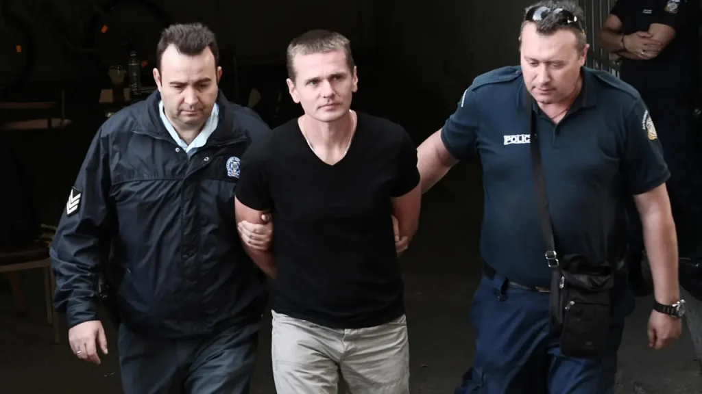 Alexander Vinnik, Released in the US, Returns to Moscow - Cryptol de2b4c5afa8f9db8e50f62fcd32c906ebdff9559